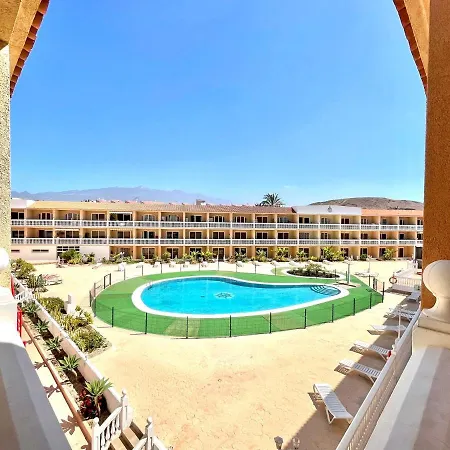 Comfortable Studio In The South Of Tenerife, With Wifi And Climatized Pool * طوستا ديل سيلونثيو
