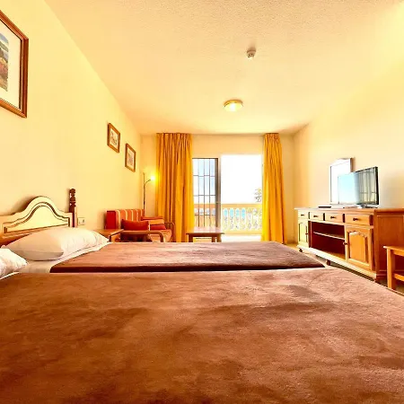 Comfortable Studio In The South Of Tenerife, With Wifi And Climatized Pool Appartamento